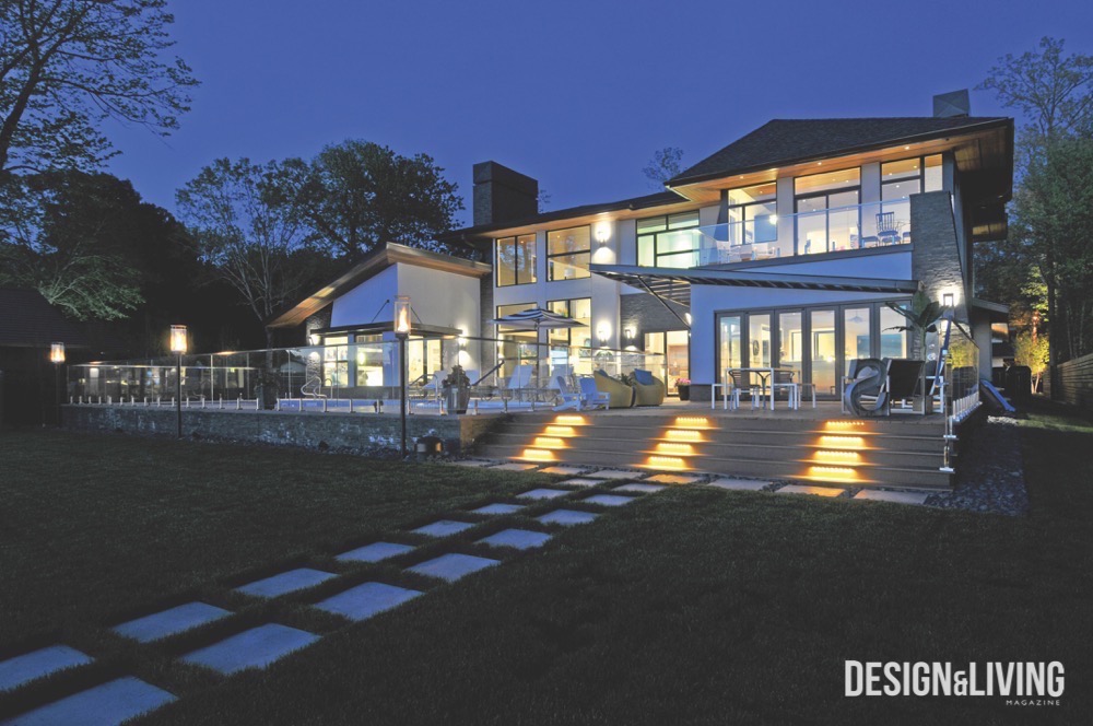 Home of Keith and Jo Streyle, Land Elements, Tomlinson & Sons, Tony Stoll of BHH Partners - photo by Helio Studio